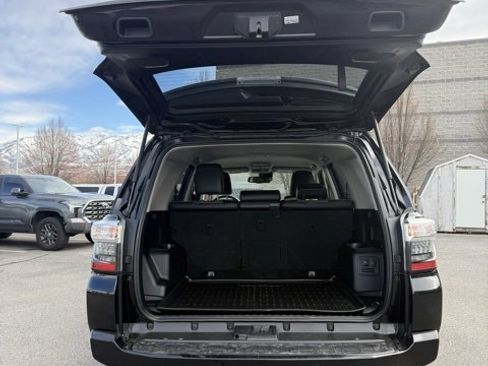 Certified 2023 Toyota 4Runner SR5 Premium image 9