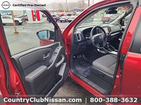Certified 2022 Nissan Frontier SV w/ Technology Package image 10