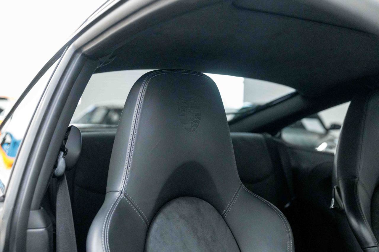 Used 2011 Porsche 911 Carrera GTS RWD image 59