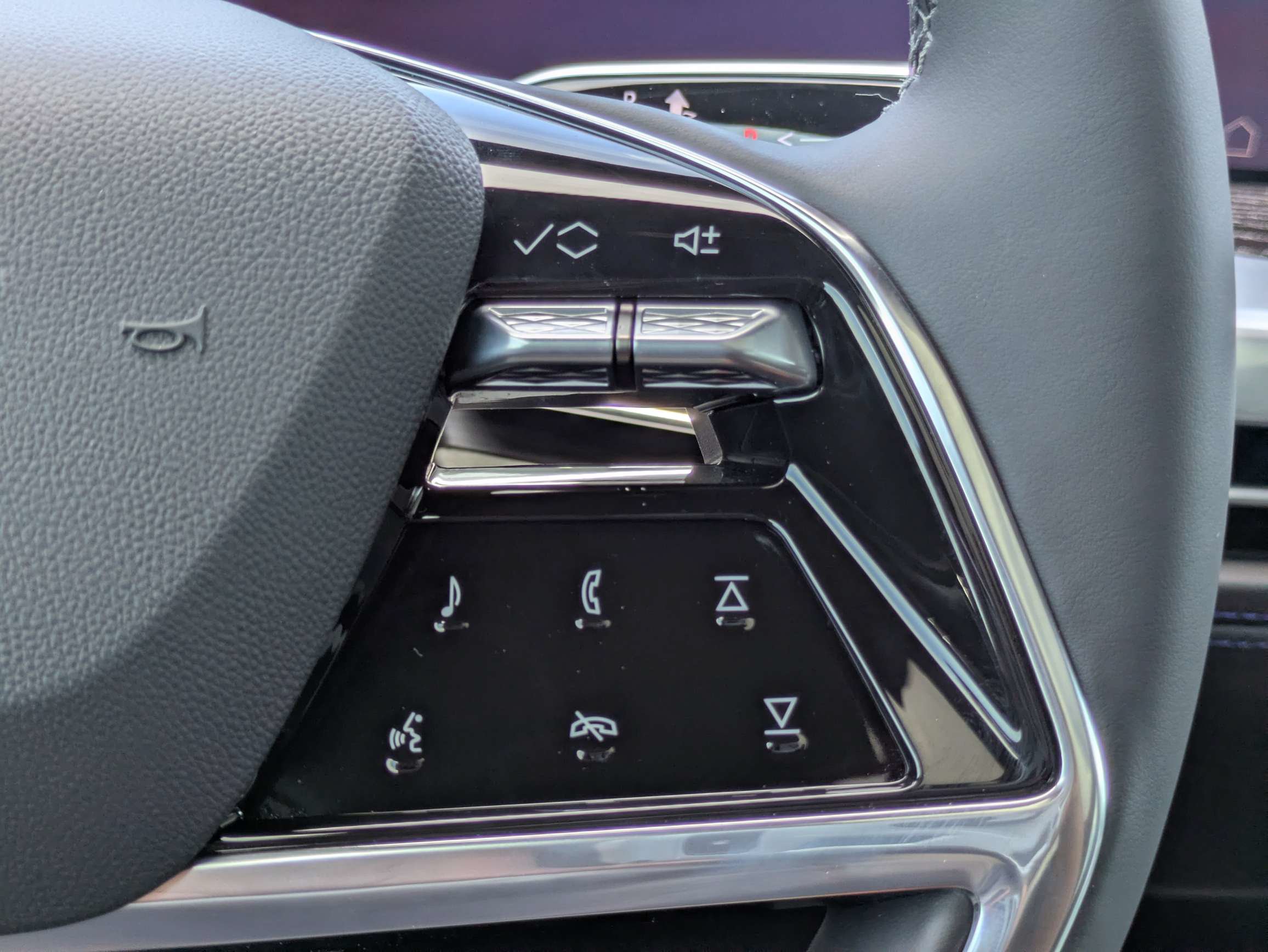 New 2026 Cadillac Escalade IQ Luxury 1 AWD/4WD image 18