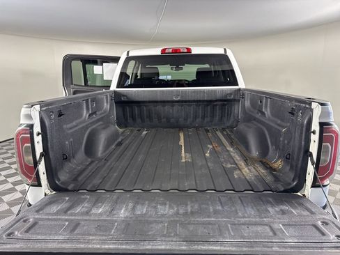 Used 2018 GMC Sierra 1500 SLT w/ SLT Premium Package AWD/4WD image 31