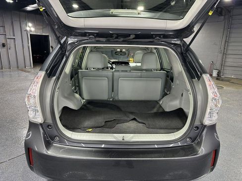 Used 2013 Toyota Prius V Five image 33