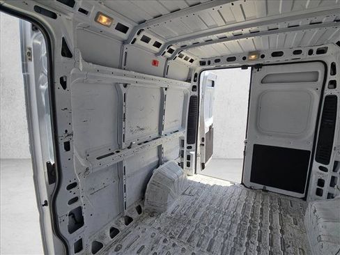 Used 2023 RAM ProMaster 2500 FWD image 19