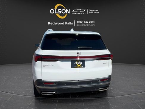Used 2026 Buick Enclave Preferred AWD/4WD image 4