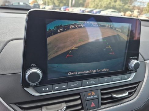 Used 2023 Nissan Altima 2.5 SR image 16