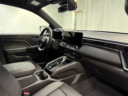 New 2026 GMC Canyon Elevation w/ Convenience Package AWD/4WD image 15