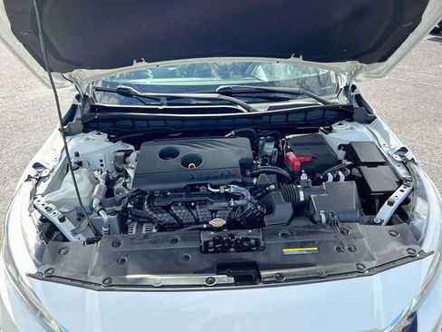 Used 2019 Nissan Altima 2.5 SV FWD image 29