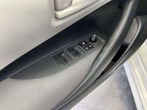 Certified 2025 Toyota Corolla LE FWD image 17