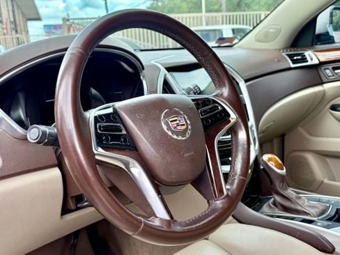 Used 2015 Cadillac SRX Luxury w/ Driver Awareness Package FWD image 11
