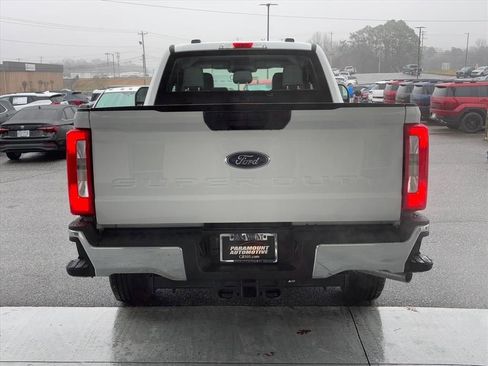 New 2026 Ford F250 XL w/ XL Chrome Package image 25