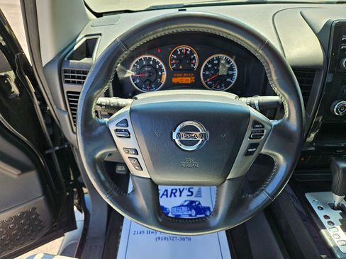 Used 2014 Nissan Titan SV w/ SV Value Truck Package AWD/4WD image 20