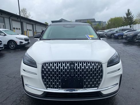 Used 2023 Lincoln Corsair AWD w/ Equipment Group 101A image 2