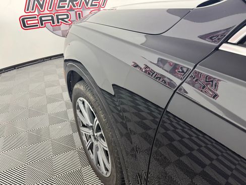 Used 2017 Audi Q7 3.0T Premium Plus image 24