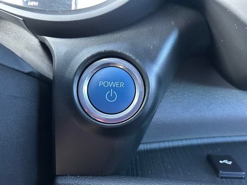Used 2024 Toyota Sienna XSE FWD image 29