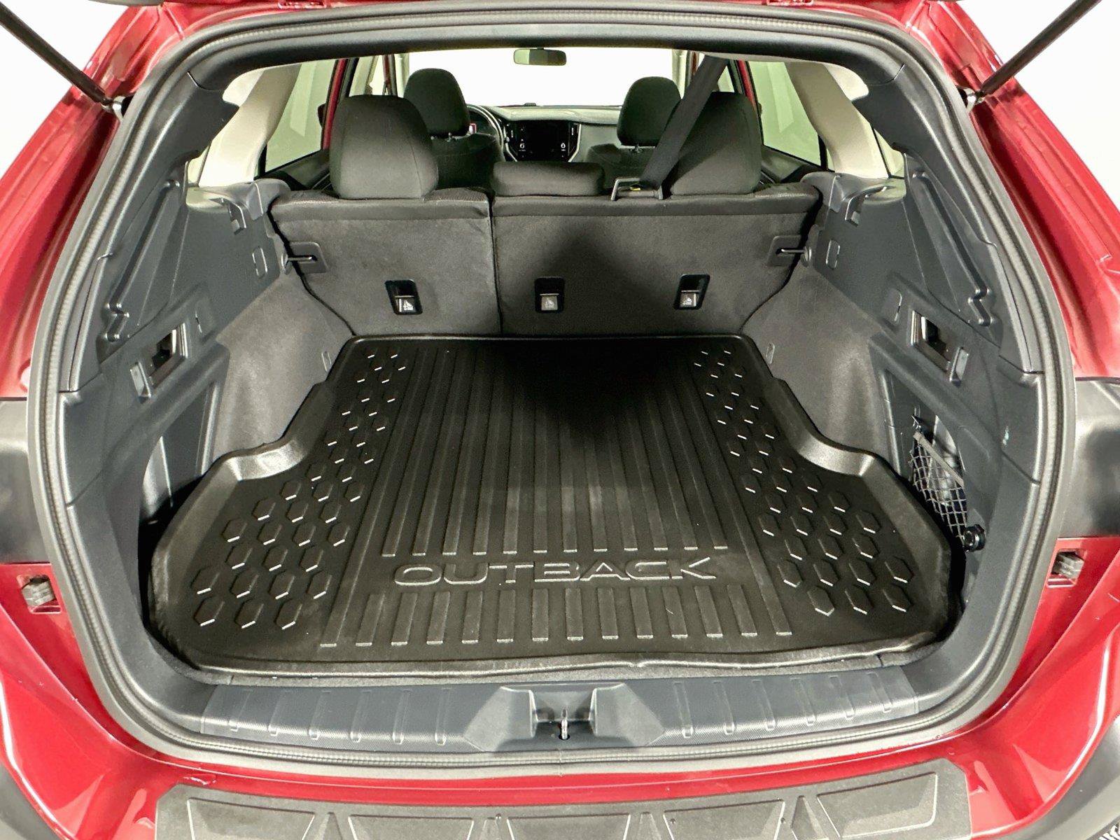 Used 2025 Subaru Outback Premium AWD/4WD image 25
