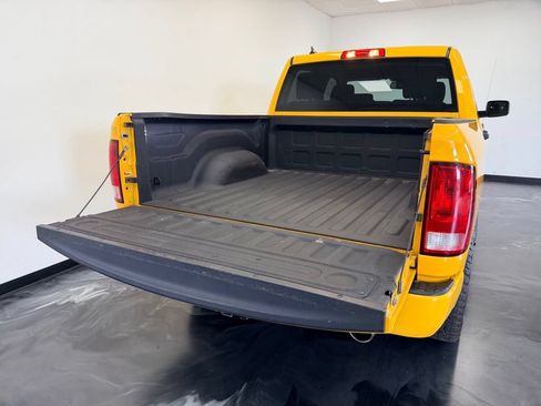 Used 2019 RAM 1500 Express w/ Wheel & Sound Group AWD/4WD image 7