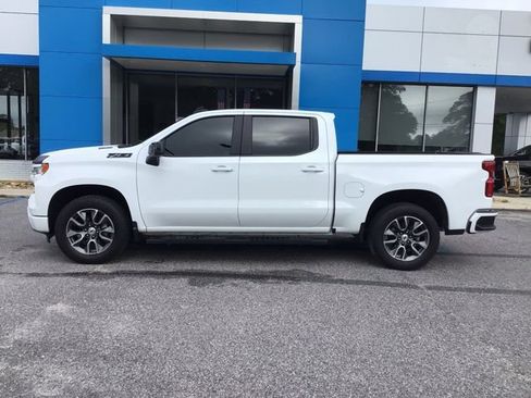 Used 2025 Chevrolet Silverado 1500 RST w/ Z71 Off-Road Package AWD/4WD image 3