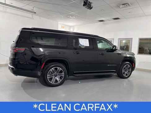 Used 2024 Jeep Wagoneer L Series II image 3