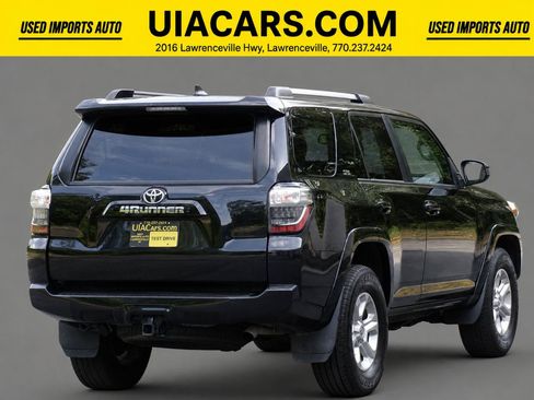 Used 2024 Toyota 4Runner SR5 RWD image 9