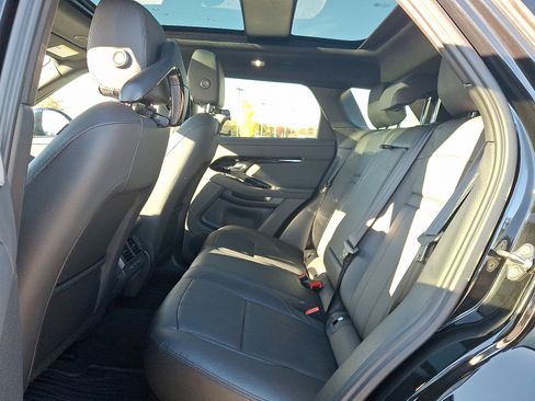 Used 2025 Land Rover Range Rover Evoque Dynamic SE image 10