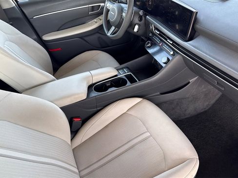 Used 2024 Hyundai Sonata SEL image 21