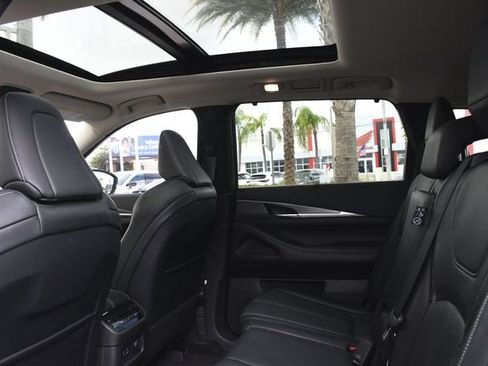 Used 2023 INFINITI QX60 Luxe image 24