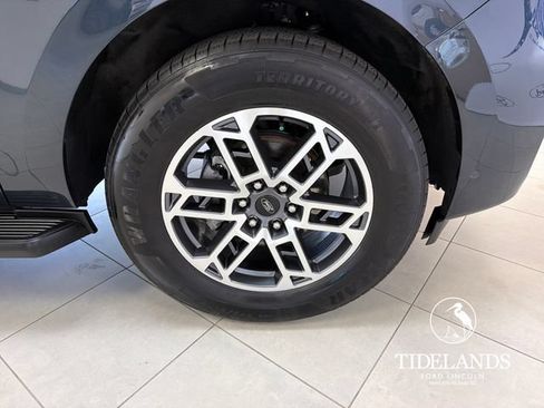 Certified 2025 Ford Expedition Active RWD image 34