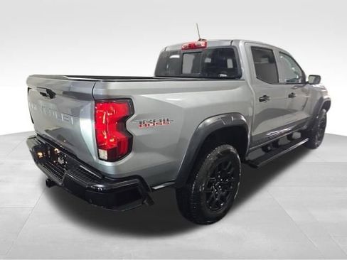 Used 2023 Chevrolet Colorado Trail Boss w/ Technology Package AWD/4WD image 8