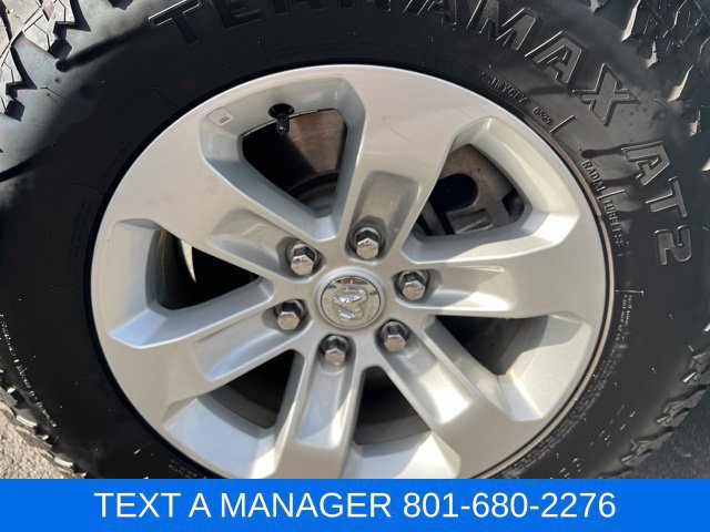 Used 2024 RAM 1500 Laramie AWD/4WD image 11