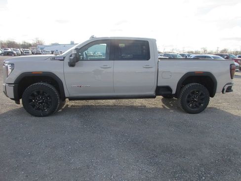 New 2026 GMC Sierra 3500 AT4 w/ AT4 Premium Plus Package AWD/4WD image 10