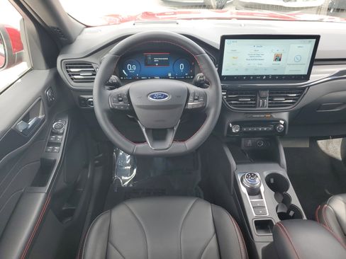 Used 2025 Ford Escape ST-Line Elite w/ Premium Technology Package image 15