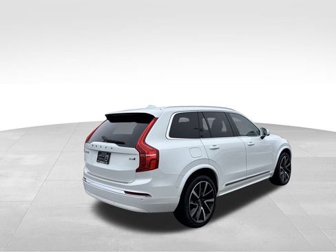 Certified 2024 Volvo XC90 B6 Ultimate w/ Protection Package Premier image 34