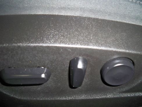 Used 2012 Buick Regal Premium image 8