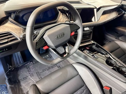 New 2026 Audi RS e-tron GT performance image 9