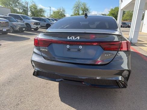 Used 2024 Kia Forte GT-Line w/ GT-Line Premium Package image 10