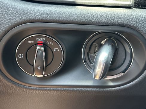 New 2025 Porsche Macan image 26