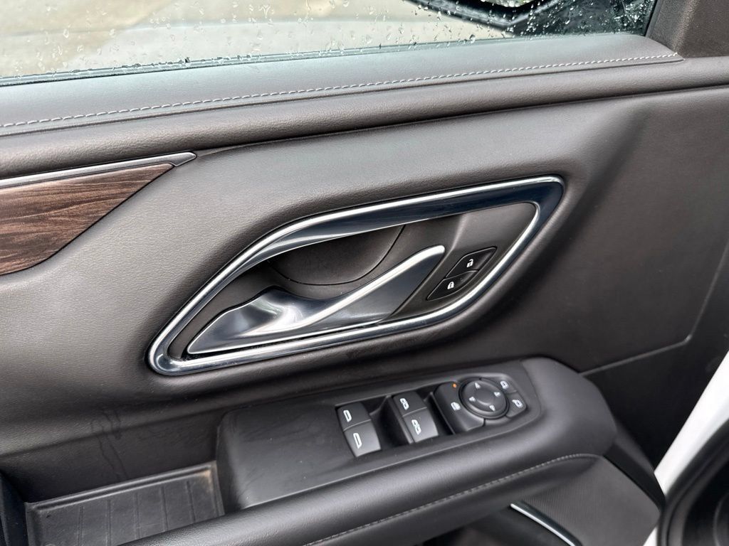 Used 2022 Chevrolet Tahoe 4WD image 9