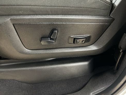 Used 2024 RAM 2500 Big Horn image 10