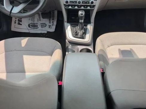 Used 2020 Hyundai Elantra SEL FWD image 23