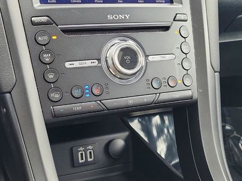 Certified 2020 Ford Fusion Titanium FWD image 31