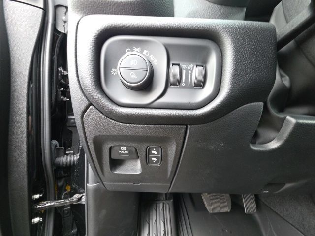Used 2026 RAM 1500 Big Horn AWD/4WD image 25