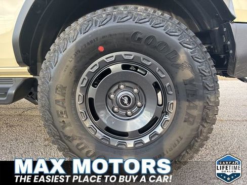 New 2025 Ford Bronco Outer Banks w/ Sasquatch Package image 33