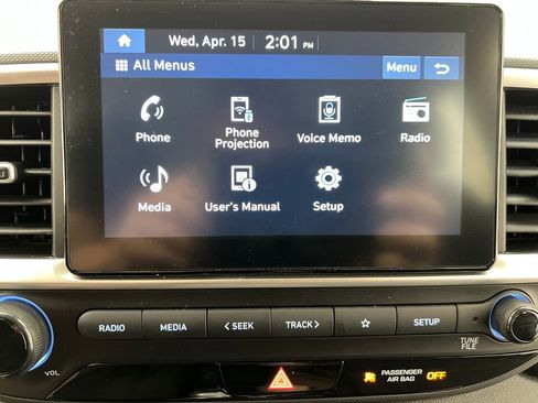 Used 2025 Hyundai Venue SE FWD image 47