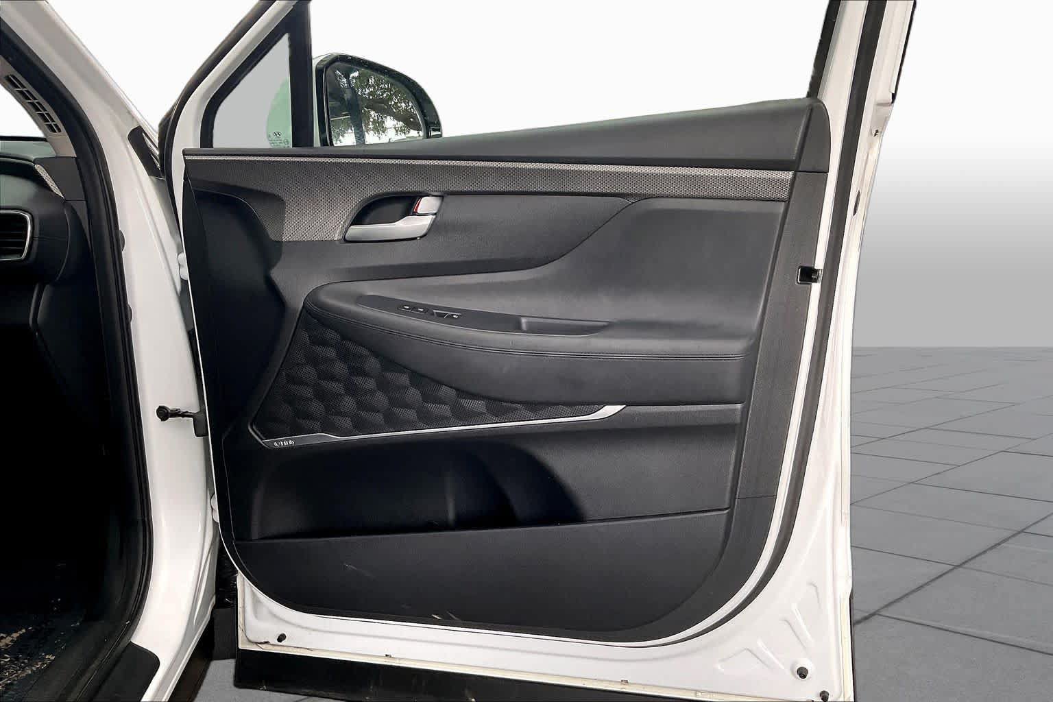 Used 2020 Hyundai Santa Fe SEL w/ Convenience Package FWD image 44