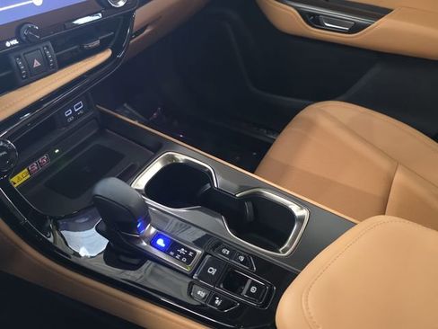 Used 2024 Lexus NX 350 AWD image 24