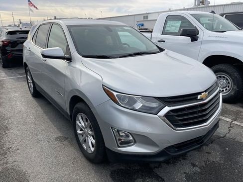 Used 2018 Chevrolet Equinox LT FWD image 14