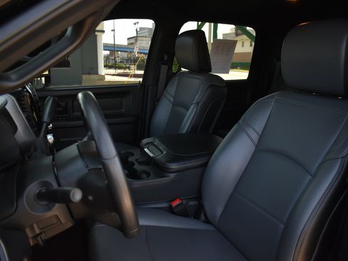 Used 2025 RAM 3500 Tradesman AWD/4WD image 13