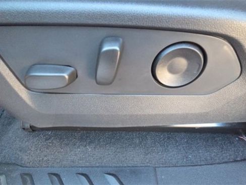 New 2026 GMC Canyon AT4 image 31