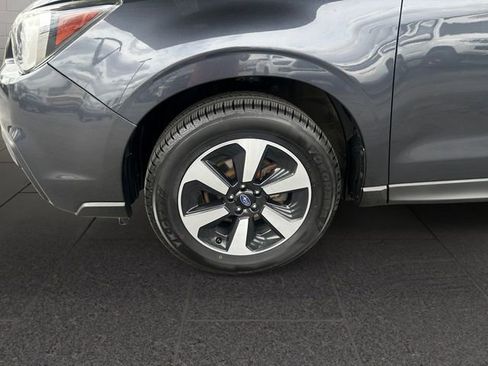 Used 2018 Subaru Forester 2.5i w/ Alloy Wheel Package image 9