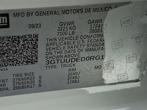 Used 2024 GMC Sierra 1500 SLT w/ SLT Premium Plus Package image 27